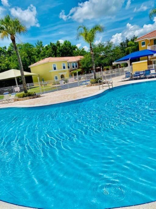 Enchanting Escape 3 Bedroom Minutes From Disney! คิสซิมมี ภายนอก รูปภาพ