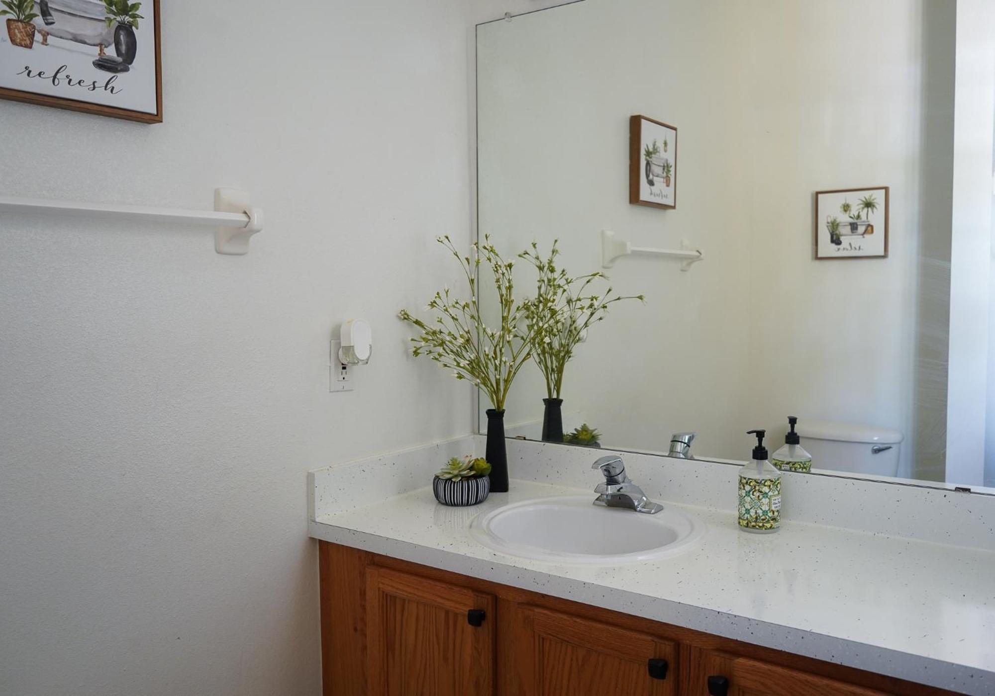 Enchanting Escape 3 Bedroom Minutes From Disney! คิสซิมมี ภายนอก รูปภาพ